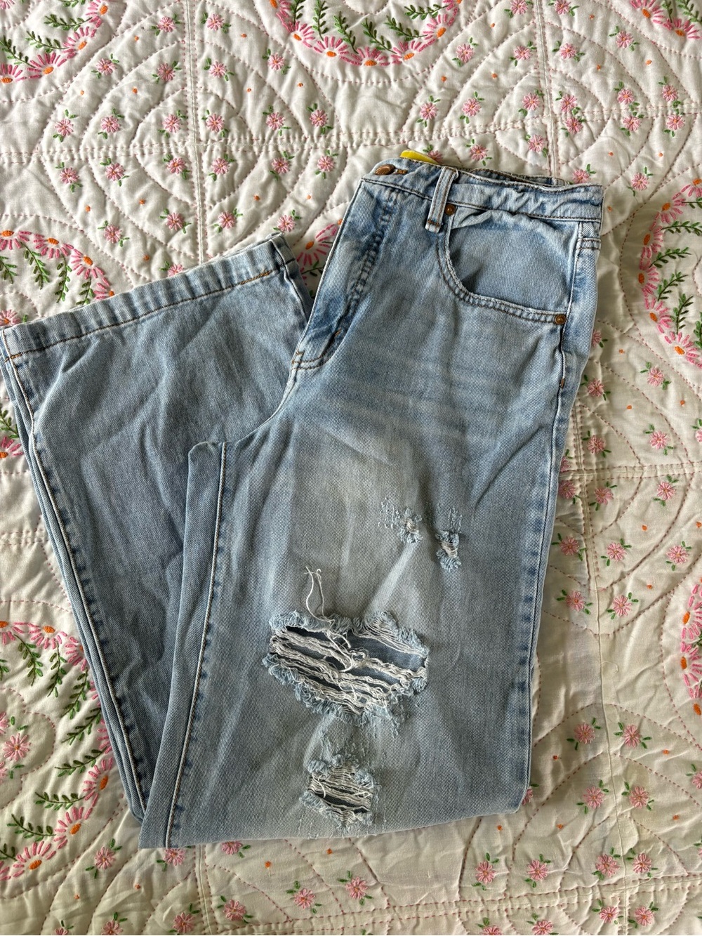 Light Blue Distressed Women’s Jeans
